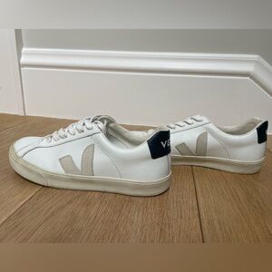 Veja Esplar Women's Esplar White and Navy Leather Sneakers Shoes Size US 6